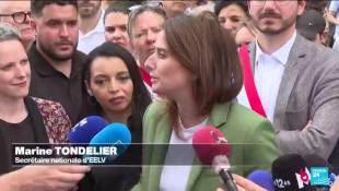 Politique française : la candidate NFP à Matignon Lucie Castets en campagne à Lille