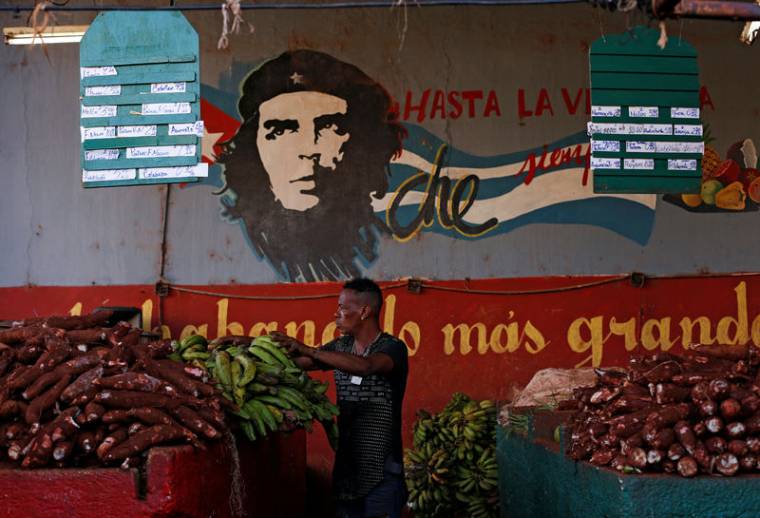 LE TOURISME CHUTE À CUBA APRÈS LES RESTRICTIONS AMÉRICAINES