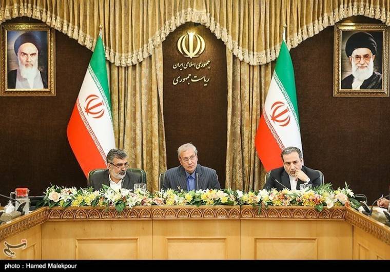 NUCLÉAIRE: L'IRAN RÉDUIT SES ENGAGEMENTS PAR RAPPORT À L'ACCORD DE VIENNE