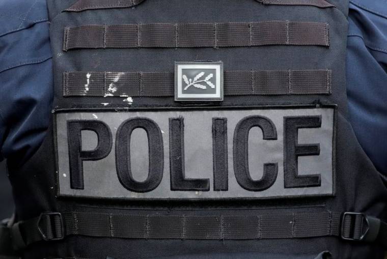 FRANCE: UN POLICIER DANS UN ÉTAT GRAVE APRÈS AVOIR ÉTÉ RENVERSÉ LORS D'UN CONTRÔLE ROUTIER