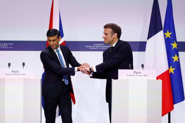 Le président français Emmanuel Macron et le Premier ministre britannique Rishi Sunak lors d'une conférence de presse conjointe