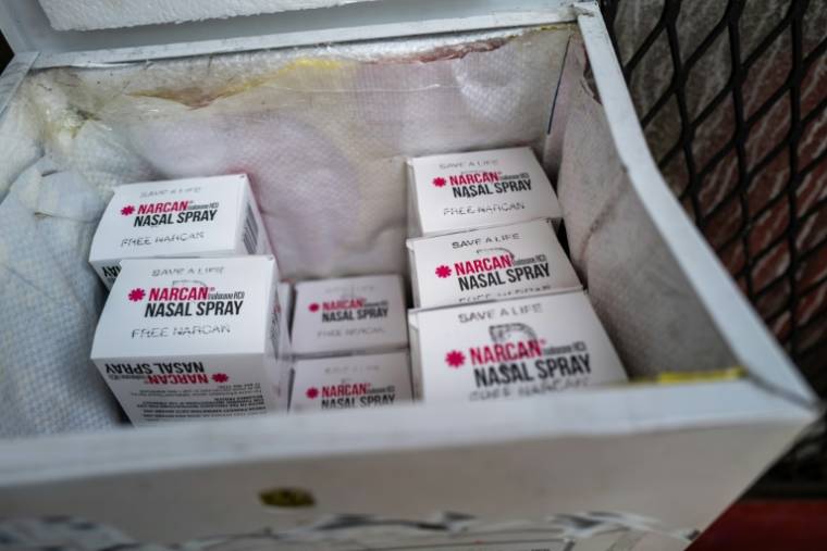 Des boîtes de Narcan, un spray nasal utilisant une molécule appelée naloxone, et permettant de ranimer les victimes d'overdoses par opioïdes ( GETTY IMAGES NORTH AMERICA / SPENCER PLATT )