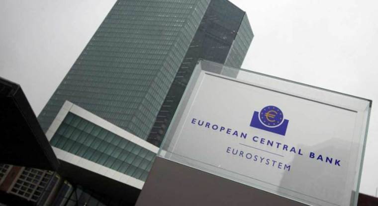 La Banque centrale européenne, présidée par Mario Draghi, devrait révéler d'importantes mesures le 12 septembre. (© D. Roland / AFP)