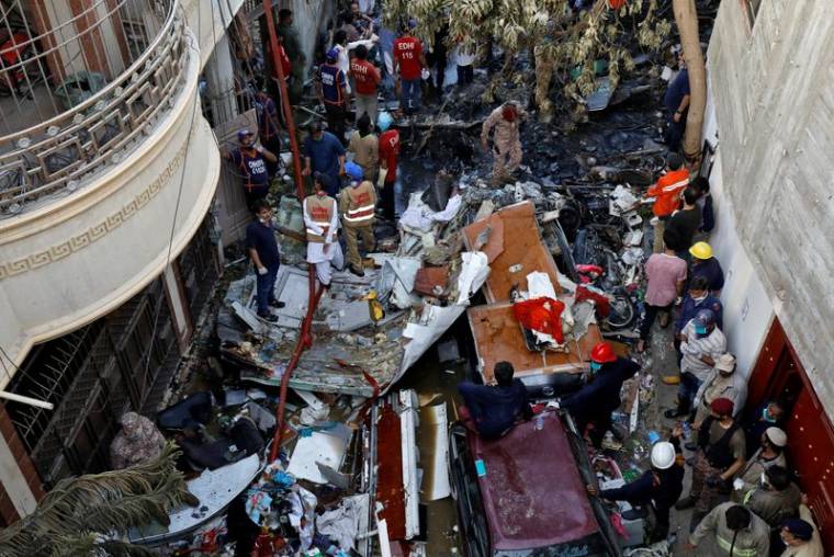 PAKISTAN: AIRBUS DIT N'AVOIR AUCUNE INFORMATION CONFIRMÉE SUR L'ACCIDENT