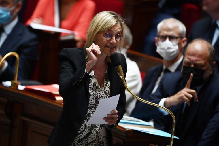La ministre de la Transition énergétique, Agnès Pannier Runacher, à l'Assemblée nationale, le 19 juillet 2022. ( AFP / Christophe ARCHAMBAULT )