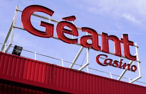 un hypermarché Géant Casino (Crédit:  / Adobe Stock)