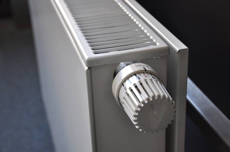 Pour avoir le droit à cette aide, il faut obligatoirement installer un système de chauffage renouvelable, comme les pompes à chaleur ou les chaudières biomasse. (Pixabay / ri)