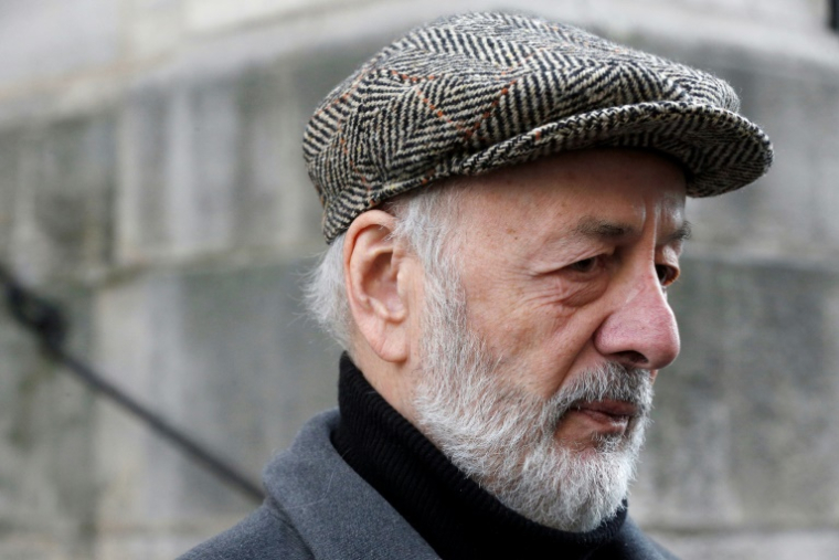 Le réalisateur  français Bertrand Blier lors d'une cérémonie à Paris le 5 décembre 2013 ( AFP / FRANCOIS GUILLOT )