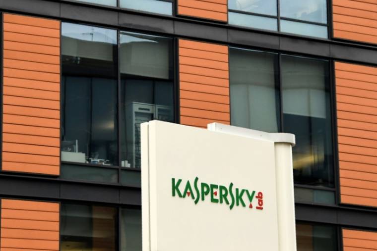 Washington a annoncé jeudi l'interdiction du logiciel russe antivirus Kaspersky aux Etats-Unis, ainsi qu'aux Américains ailleurs dans le monde, reprochant à ce géant de la cybersécurité sa proximité avec Moscou ( AFP / Kirill KUDRYAVTSEV )