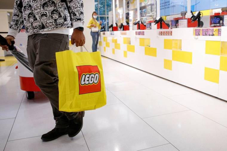 LEGO MET FIN À SON CONTRAT AVEC L'EXPLOITANT DE SES 81 MAGASINS EN RUSSIE