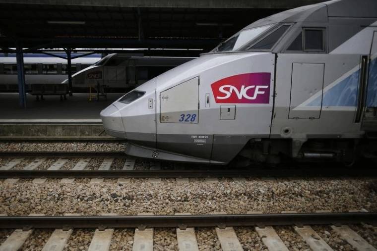 TRAFIC ATTENDU QUASI NORMAL À LA SNCF ET À LA RATP MARDI