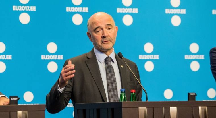 Pierre Moscovici, commissaire européen chargé des affaires économiques et financières, a enjoint les dirigeants italien à réduire la dette publique. (© cc EU2017EE Estonian Presidency)