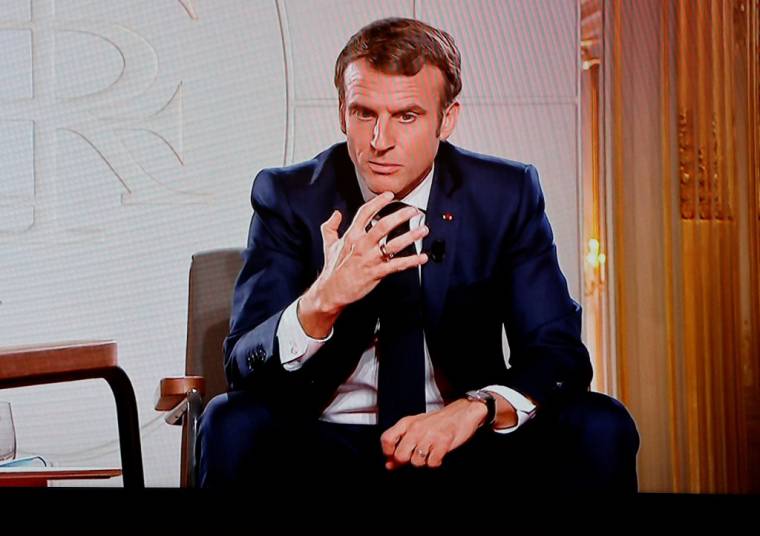 Emmanuel Macron à Paris, le 15 décembre 2021. ( AFP / LUDOVIC MARIN )