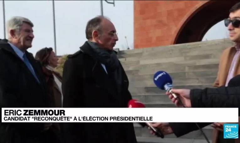 France : Emmanuel Macron reçoit des chrétiens d'Orient à l'approche de la présidentielle