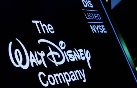 Un écran affiche les informations de la société The Walt Disney Company à la Bourse de New York