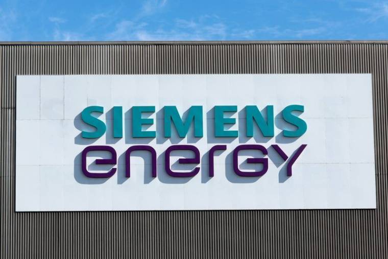 Un logo de Siemens Energy à Mülheim an der Ruhr, Allemagne