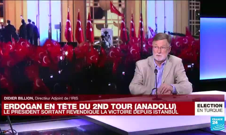 Erdogan en tête du second tour en Turquie : "Il a polarisé la société, on voit derrière le résultat"