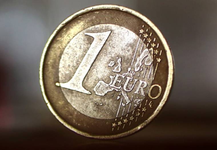ZONE EURO: LES TENSIONS COMMERCIALES PÈSERONT SUR LA CROISSANCE