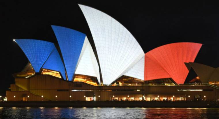 L'Opera de Sydney rend hommage à la France après les attentats (© William West / AFP)