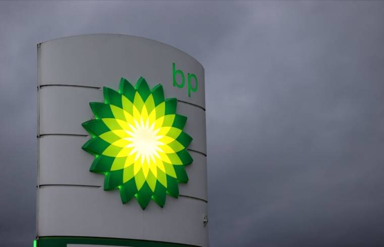 BP AUGMENTE SES RACHATS D'ACTIONS, LE 3E TRIMESTRE DOPÉ PAR LES PRIX DE L'ÉNERGIE