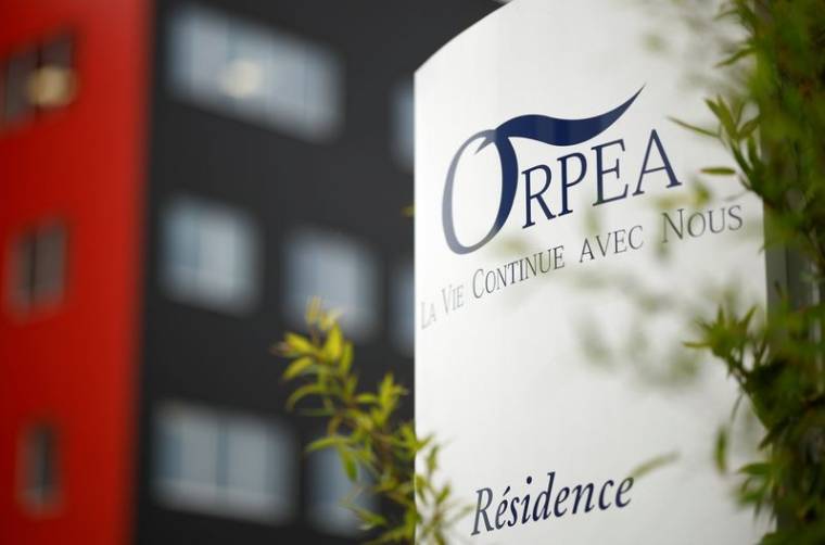 Le logo d'Orpea à l'entrée d'une maison de retraite à Reze