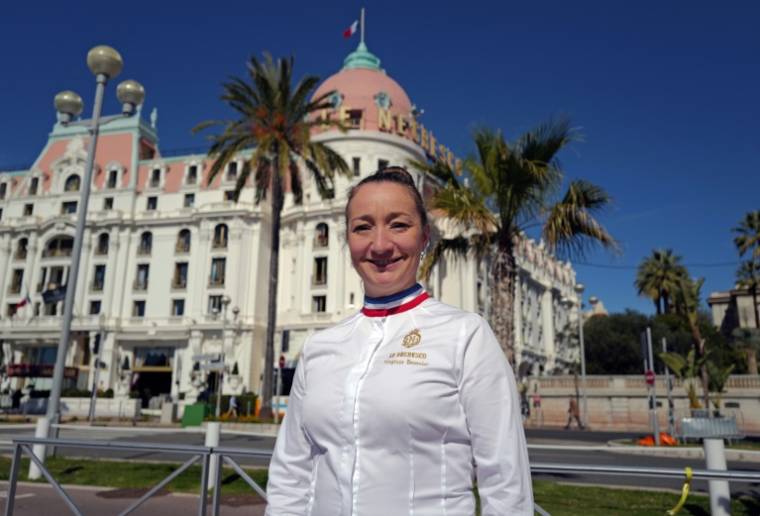 Virginie Basselot, cheffe du restaurant gastronomique "Chanteclerc" de l'Hôtel "Le Negresco", le 12 mars 2024 à Nice ( AFP / Valery HACHE )
