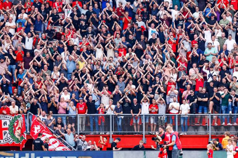 Twente gagne plus d’argent grâce à sa buvette qu’en vendant des joueurs