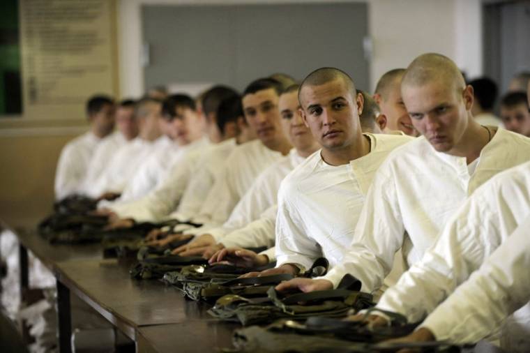 Des conscrits russes à Krasnodar, en Russie, le 10 novembre 2011. (illustration) ( AFP / MIKHAIL MORDASOV )