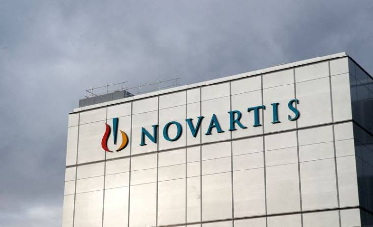 Photo d'archives du logo de Novartis à son usine de Swiss à Stein