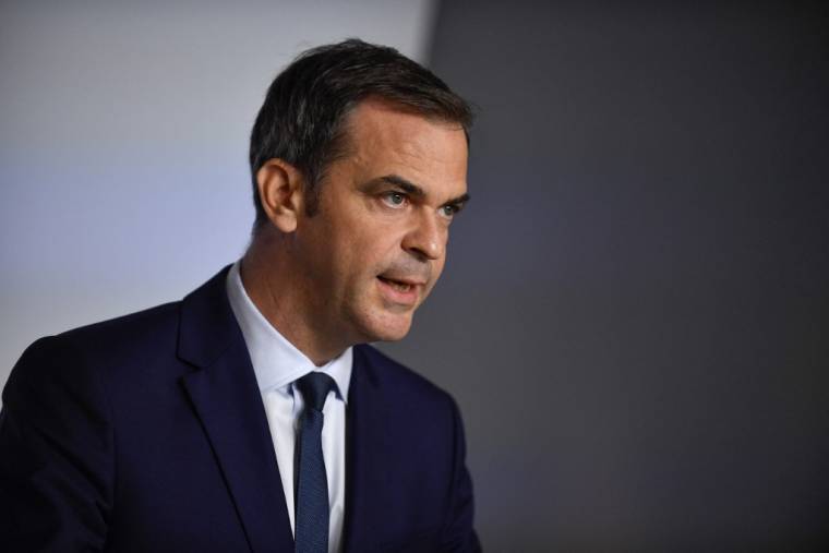 Olivier Véran à Paris, le 5 juillet 2023. ( AFP / JULIEN DE ROSA )