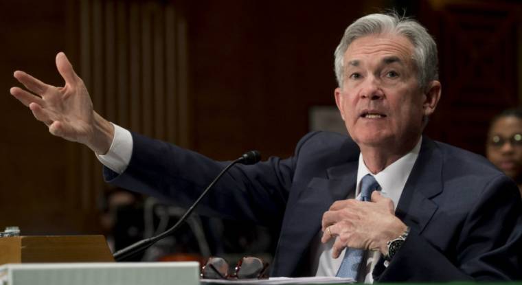 Au Congrès, où il a passé son premier «grand oral» en tant que patron de la Fed, Jerome Powell a dressé le constat d’une économie qui accélère. (© S. Loeb / AFP)