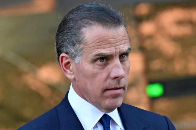 Hunter Biden, le fils du président américain Joe Biden, quitte le tribunal après avoir plaidé coupable dans son procès pour fraude fiscale à Los Angeles, le 5 septembre 2024 ( AFP / Robyn Beck )