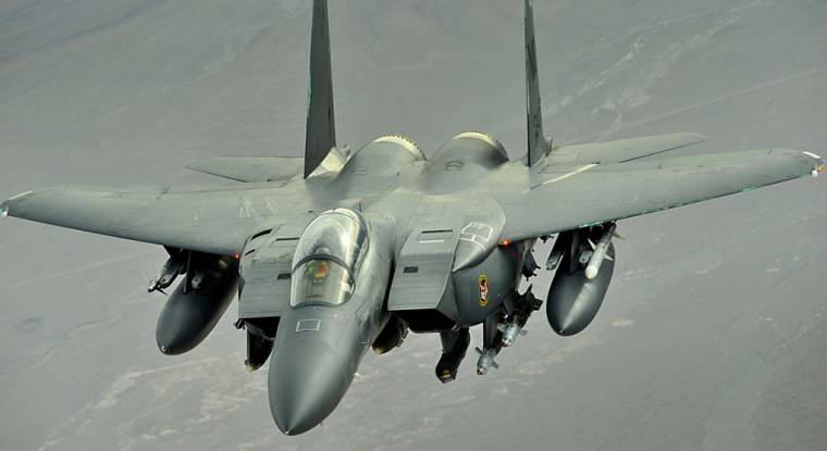 Si la division civile tire les ventes, la branche militaire de Boeing souffre des coupes budgétaires. (© USAF)