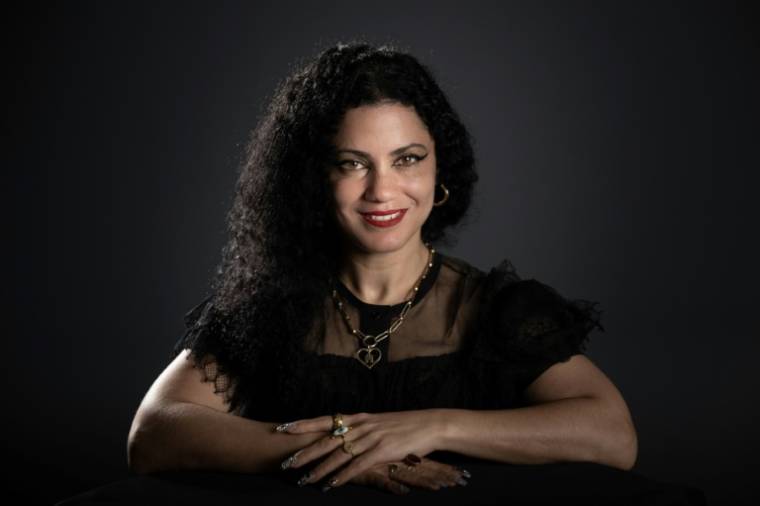 La chanteuse, auteure-compositrice et productrice de musique tunisienne Emel, le 9 avril 2024 à Paris  ( AFP / BERTRAND GUAY )