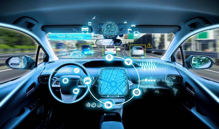 Le gouvernement britannique vient de donner son feu vert à la circulation de voitures autonomes sur ses routes dès 2021 crédit photo : Shutterstock