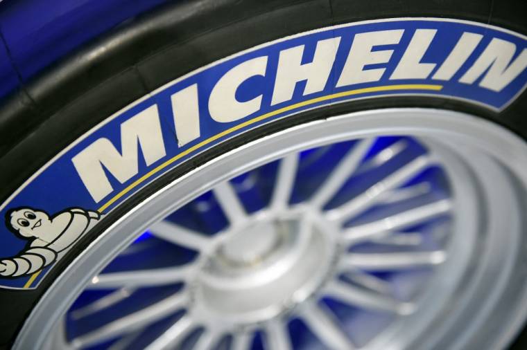 Un pneu Michelin le 3 avril 2014 à Boulogne-Billancourt.  ( AFP / FRANCK FIFE )