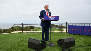 L'ancien président des États-Unis et candidat républicain à l'élection présidentielle Donald Trump lors d'une conférence de presse à Rancho Palos Verdes, Californie, le 13 septembre 2024 ( AFP / Robyn Beck  )