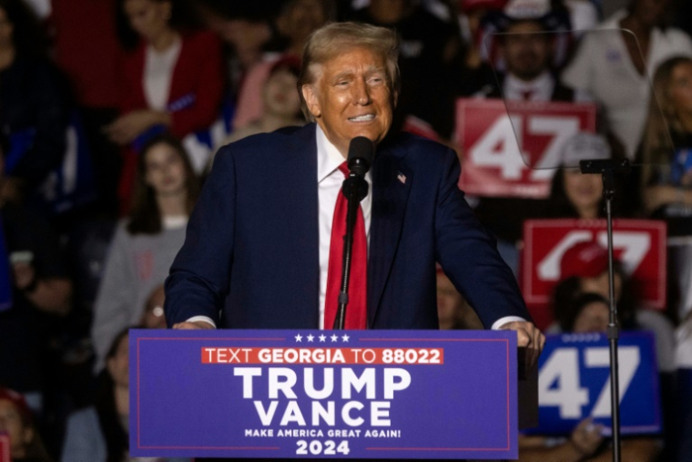 Donald Trump à un meeting sur le campus de l'Institut de technologie de Géorgie, à Atlanta, le 28 octobre 2024 ( AFP / CHRISTIAN MONTERROSA )