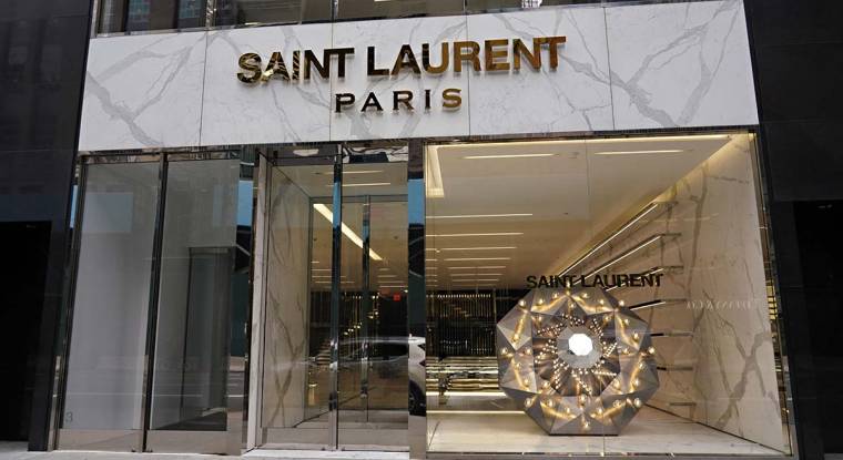Saint Laurent, deuxième maison de luxe du groupe, donne satisfaction avec une croissance de 7%.. (© AFP)