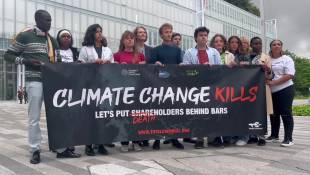 Plainte d'ONG contre TotalEnergies, accusée de contribuer au "chaos" climatique