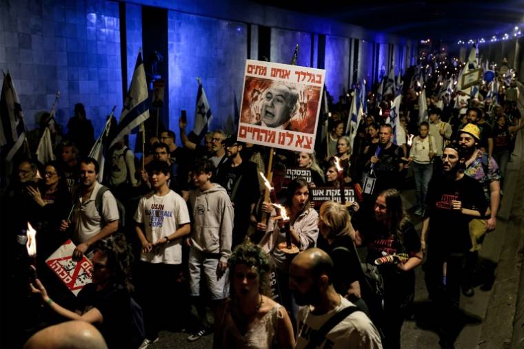 Manifestation contre le Premier ministre israélien Benjamin Netanyahu, le 2 avril 2024 à Jérusalem ( AFP / AHMAD GHARABLI )