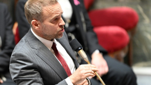 Le ministre de l'Industrie Marc Ferracci à l'Assemblée nationale, le 23 octobre 2024 ( AFP / Bertrand GUAY )