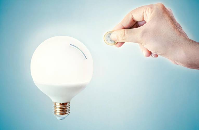 Comment réduire votre facture de gaz/électricité pendant l’hiver? crédit photo : Adobe Stock