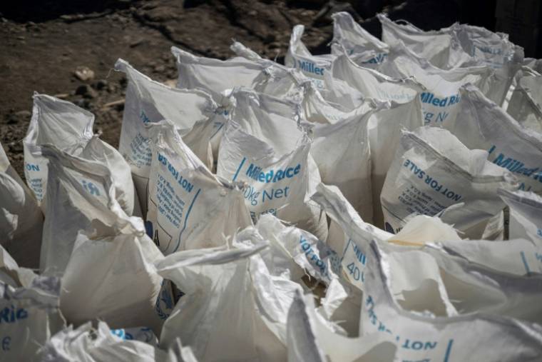 Des sacs de riz destinés aux réfugiés soudanais, le 29 février 2024 près de Maganane, en Ethiopie ( AFP / Michele Spatari )