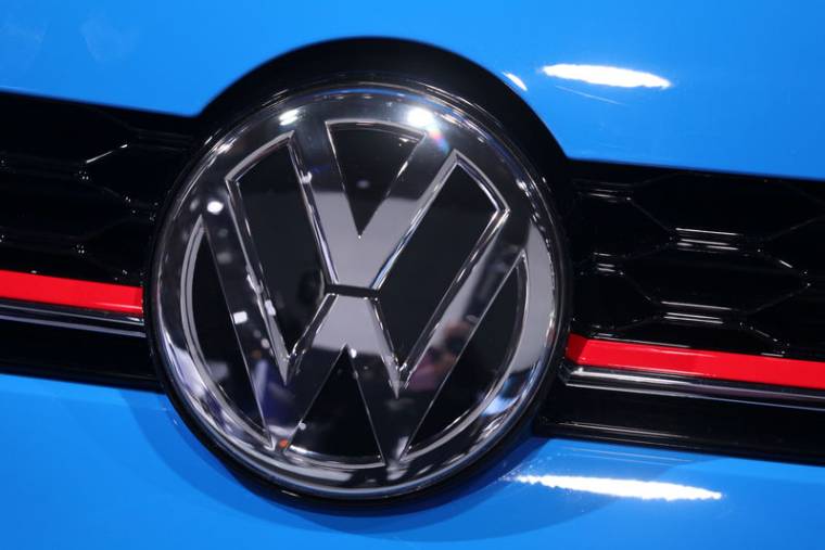 VW: BÉNÉFICE 2018 INFÉRIEUR AUX ATTENTES, VOIT NOMBRE DE DÉFIS EN 2019