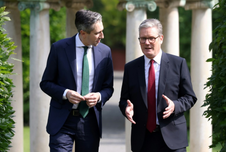 Le Premier ministre irlandais Simon Harris (g) et son homologue britannique Keir Starmer lors d'une rencontre, le 7 septembre 2024 à Dublin  ( POOL / Peter Morrison )