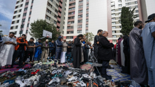 Les obsèques du chauffeur de VTC Nessim Ramdane se sont tenues le 8 octobre 2024 à la mosquée Méditerranée de Marseille ( AFP / MIGUEL MEDINA )