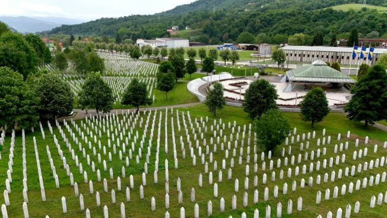 Le memorial de Srebrenica dédié aux victimes du massacre de juillet 1995, le 16 mai 2024, en Bosnie-Herzégovine ( AFP / RUSMIR SMAJILHODZIC )