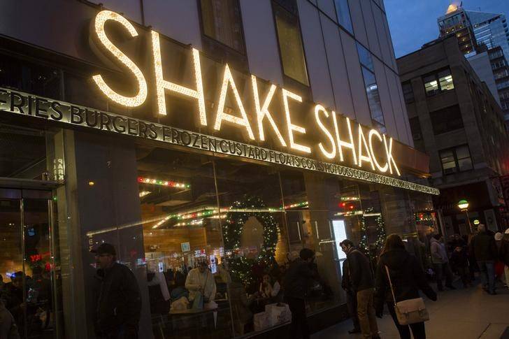 SHAKE SHACK S'ENVOLE POUR SON INTRODUCTION À WALL STREET