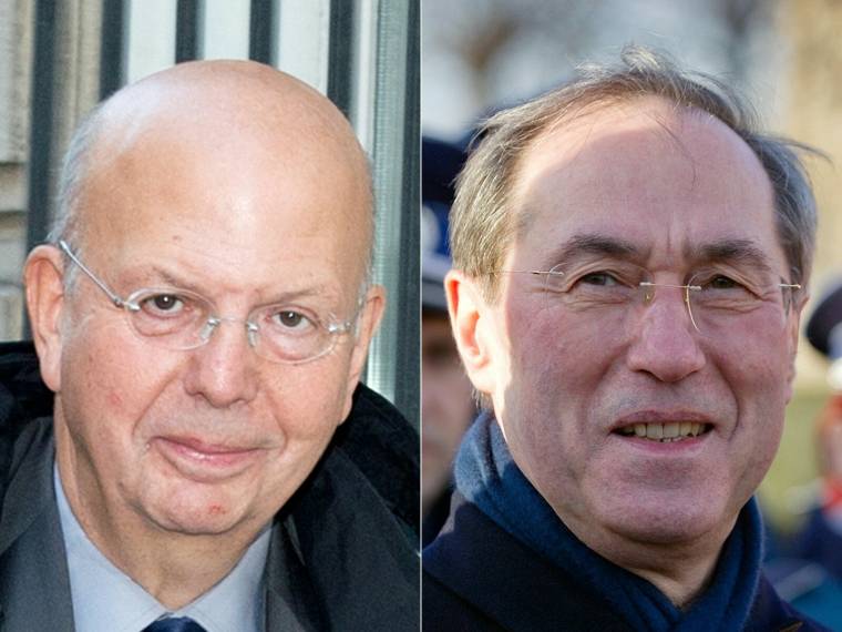L'ex-conseiller Patrick Buisson (gauche) et l'ancien secrétaire général de la présidence Claude Guéant. ( AFP / MIGUEL MEDINAJOEL SAGET )